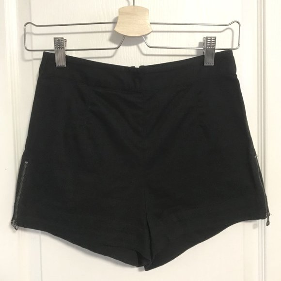 TALULA (ARITZIA) Black High-Waisted Shorts (Micro length) - Picture 1 of 6